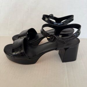 M. Gemi The Lizza Concavo Platform Heel